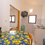 Tanja 349 * Peroj