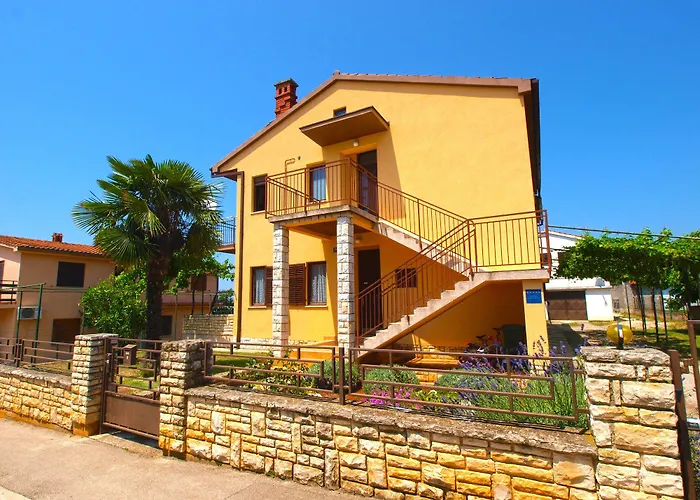 Tanja 349 아파트 페로이